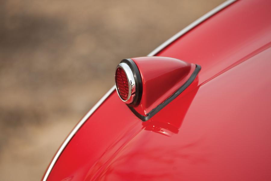 Детали экстерьера Austin-Healey 100-4 (BN2) 1956 года  (фото 6 из 19)